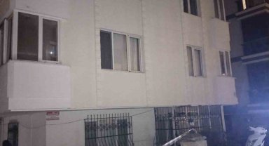 Temel kazısında meydana gelen toprak kayması sonucu bina boşaltıldı