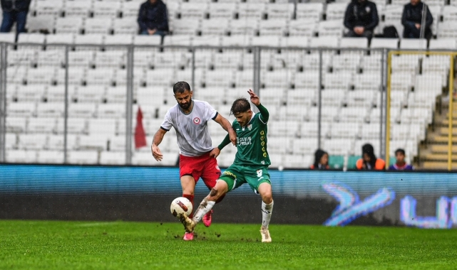TFF 2. Lig: Bursaspor: 3 - Zonguldak Kömürspor: 3