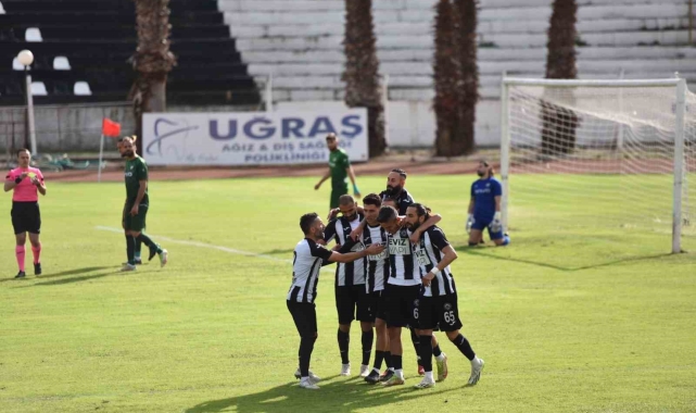 TFF 3. Lig: Kuşadasıspor: 4 - B.Çekmece Tepecikspor: 0