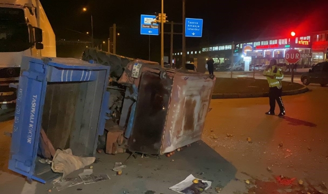 Tokat'ta tır ile traktör çarpıştı: 2 yaralı