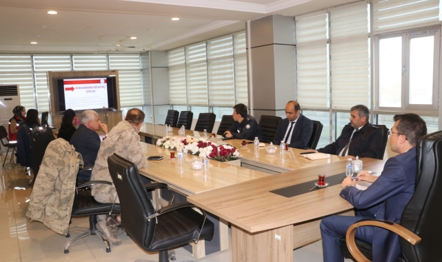 Tutak Kaymakamı Adıbelli, ilçede bir dizi ziyaret gerçekleştirdi