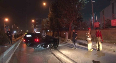 Tuzla'da alkollü sürücünün kullandığı araç takla atarak durabildi