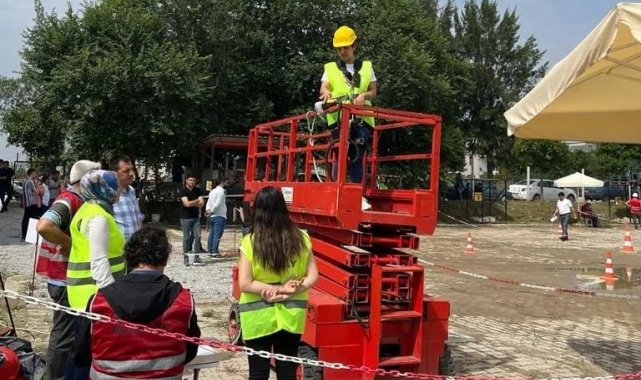 Üniversiteye gidemeyenler bu kurslara akın ediyor