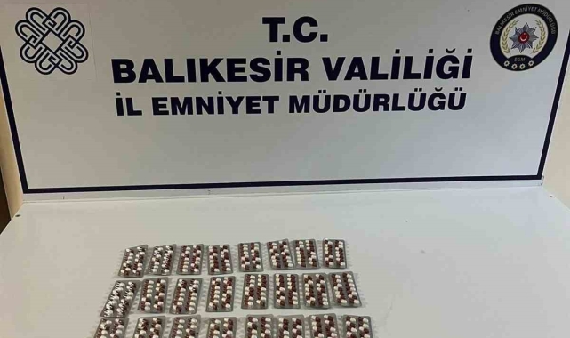Üst aramasında 336 adet sentetik uyuşturucu hap ele geçirildi
