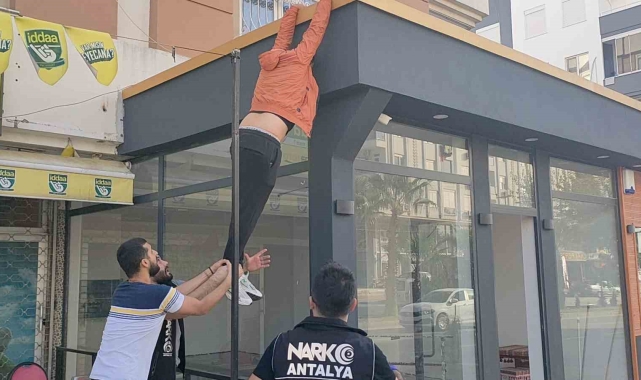 Uyuşturucu şüphelilerinden &quot;temizlik yapıyorduk&quot; savunması