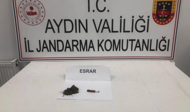 Üzerinde uyuşturucu ile yakalandılar: 5 gözaltı