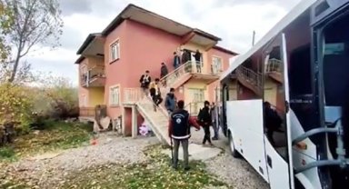 Van'da 9 organizatör tutuklandı