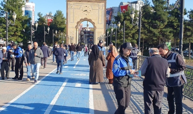 Vatandaşlar dolandırıcılığa karşı bilinçlendirildi