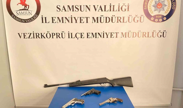 Vezirköprü'de silah operasyonu