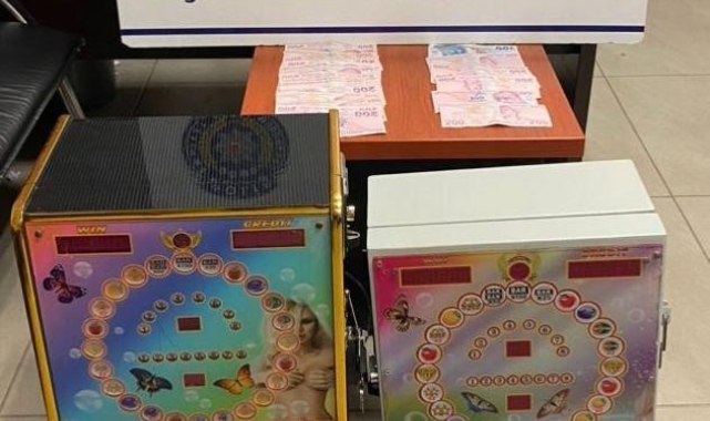 Yasa dışı kumar oynanan iş yerine operasyon: 3 gözaltı