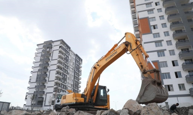 Yenişehir'de yollar konforlu hale getiriliyor