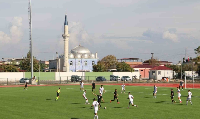 Yıldızspor 45 FK BAL'da zirveye çıktı
