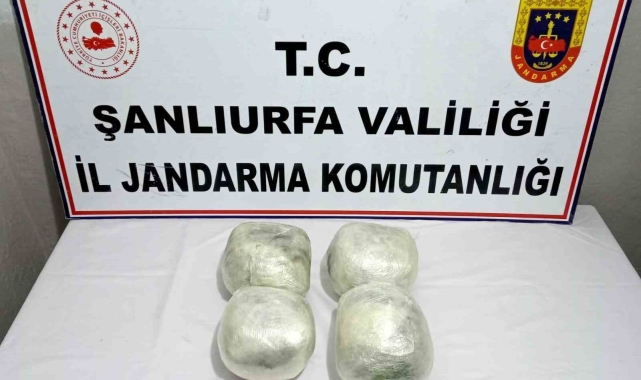 Yolcu otobüsünde 5 kilo esrar ele geçirildi