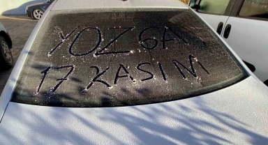 Yozgat'ta soğuk hava etkisini gösterdi, araç camları buz tuttu