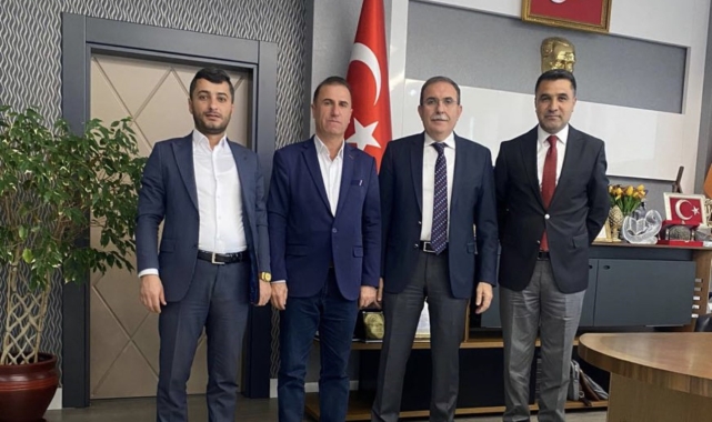 Yüksekovalı muhtarlar sorunlarını Bölge Müdürü Arslan'a iletti