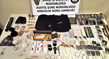 3 işyerinden soygun yapan 4 hırsız yakalandı