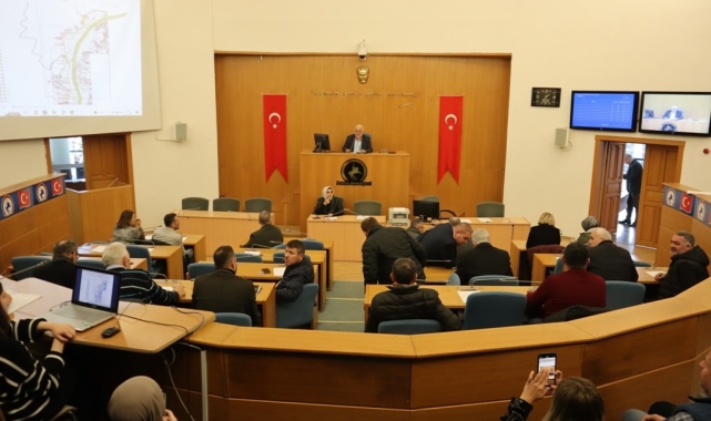 4 köy mahalle oldu