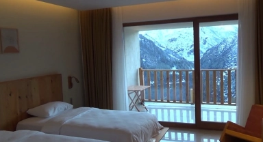 4 milyon Euro harcadı, köyüne 5 yıldızlı otel yaptı