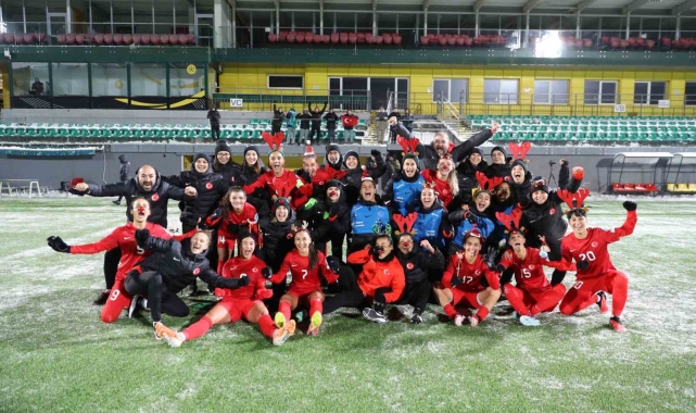 A Milli Kadın Futbol Takımı, Litvanya'yı farklı mağlup etti