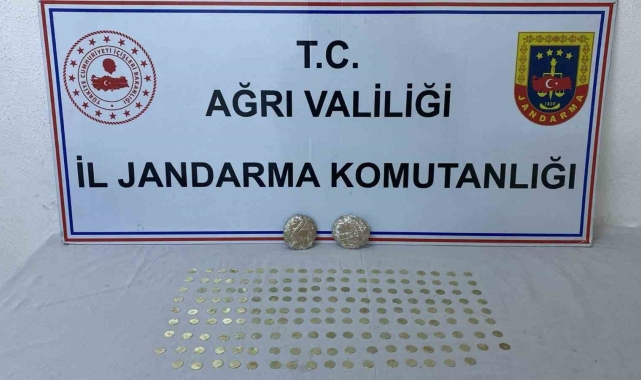 Ağrı'da tarihi eser kaçakçılığına operasyon: 170 sikke ele geçirildi