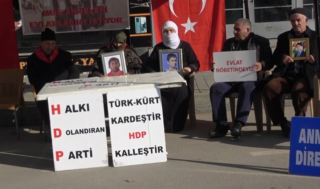 Ailelerin evlat nöbeti 128 haftadır devam ediyor