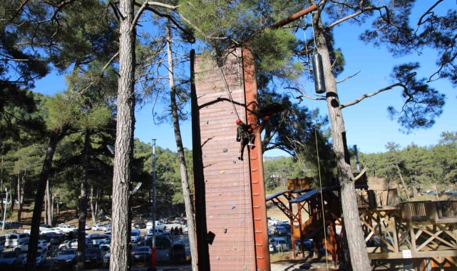 Alanya Belediyesi macera parkı vatandaşın uğrak yeri oldu