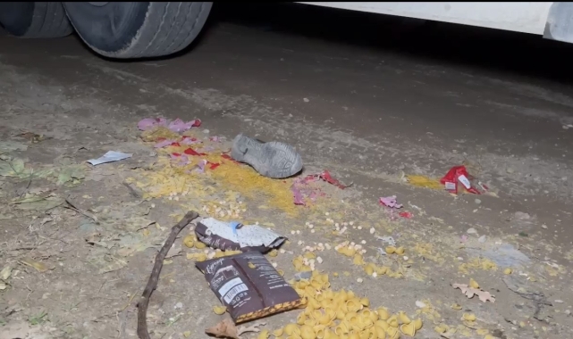 Alışverişten dönerken fenalaştı, tırın altında kalarak hayatını kaybetti