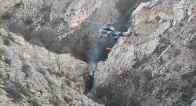 Amasya'da kayalıklardan düşen vatandaş askeri helikopterle kurtarıldı