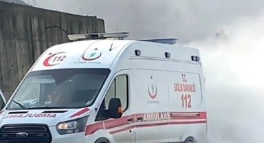 Ambulanstan çıkan esrarengiz duman paniğe neden oldu
