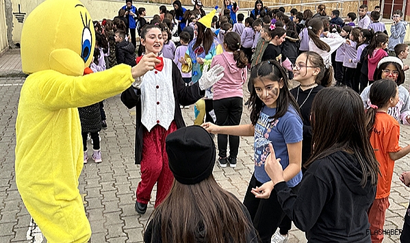 Ayancık'ta ilkokul öğrencilerine yönelik etkinlik düzenlendi