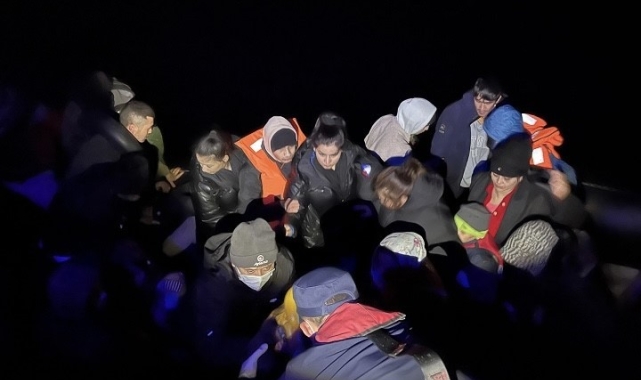 Ayvacık açıklarında 34 kaçak göçmen yakalandı