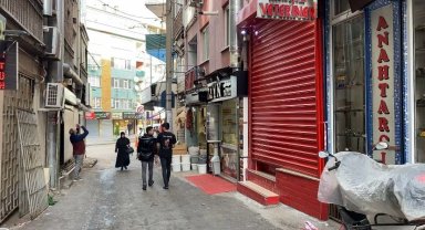 Balkonun çökmesiyle 7. kattan düşerek hayatını kaybeden adamın komşuları konuştu