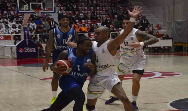 Basketbol Süper Ligi: Aliağa Petkimspor: 99 - Büyükçekmece Basketbol: 95