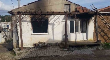 Bayramiç'te ev yangında 81 yaşındaki kadın hayatını kaybetti