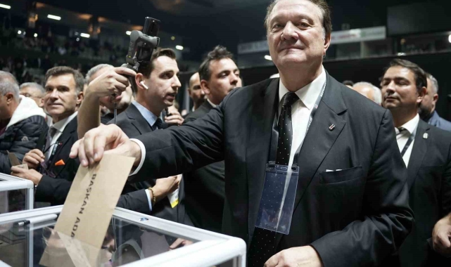 Beşiktaş Başkan Adayı Hasan Arat oyunu kullandı