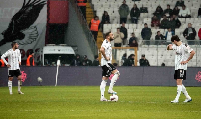 Beşiktaş ligin ilk yarısında istikrarı sağlayamadı