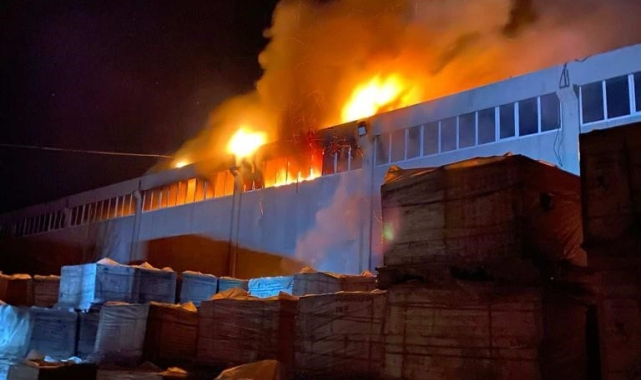Bilecik'te seramik fabrikasında yangın