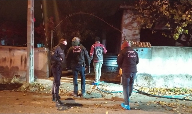 Çorum'da bir ev kundakladı: Kedi telef oldu