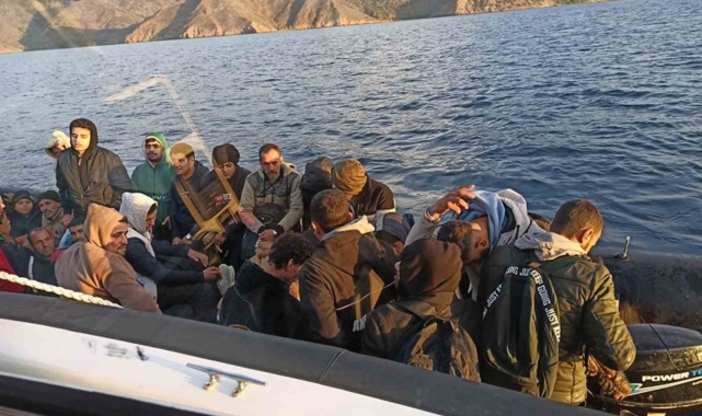 Datça'da 60 düzensiz göçmen yakalandı
