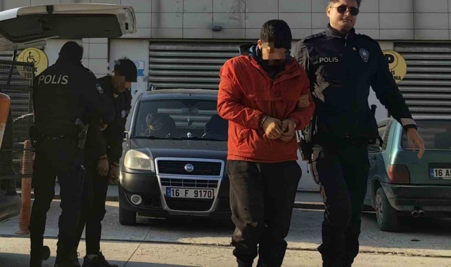 Demir çalan hırsızlar yakalandı