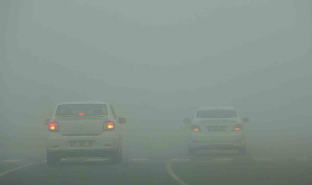 Diyarbakır sis altında kaldı, uçak seferlerinde rötarlar yaşandı