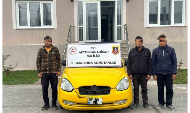 Düzensiz göçmen operasyonu, 3 gözaltı