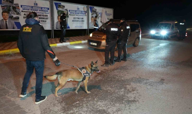 Edremit'te huzur operasyonunda 11 şüpheli yakalandı