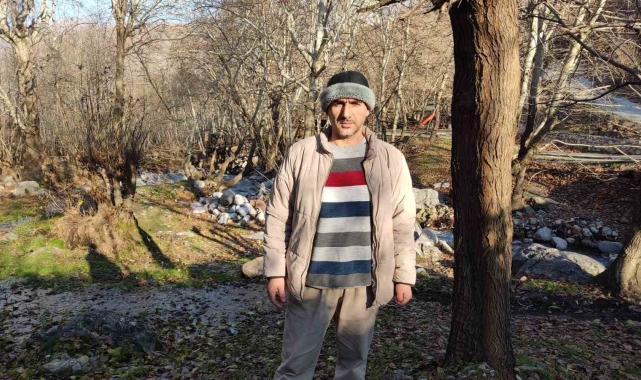 Elazığ'da nesli tehlike altındaki dağ keçileri sürü halinde görüntülendi