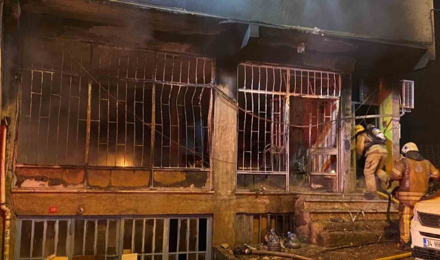 Esenler'de yangında can pazarı: 1 kişi hayatını kaybetti, 1'i ağır 5 kişi kişi yaralandı