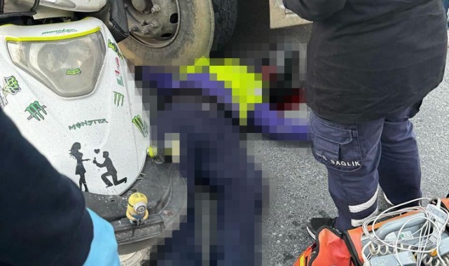 Esenyurt'ta kamyonun çarptığı motor kurye hayatını kaybetti