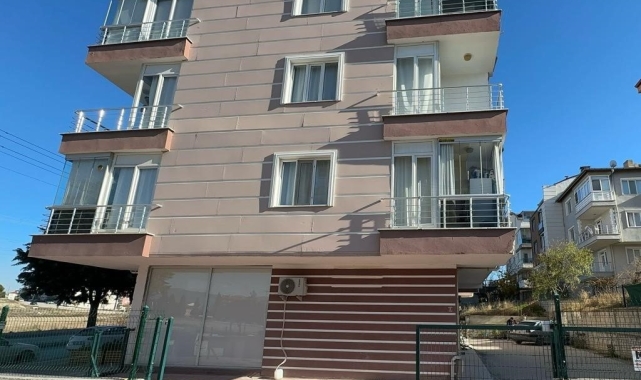 Ev sahibinin elinden kaçırdığı hırsız polis ekipleri tarafından yakalandı