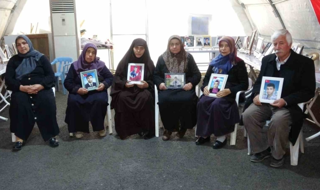 Evlat nöbetindeki anneden kızına çağrı: "Dünya gözüyle seni son kez görmek istiyorum"