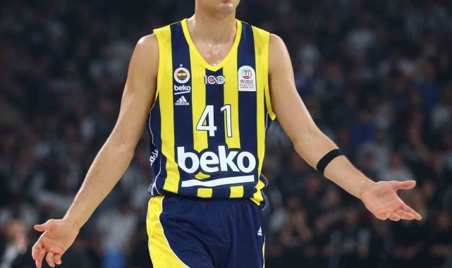Fenerbahçe: "Yam Madar'da kısmi görme kaybı şikayeti oluşmuştur"