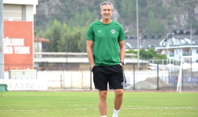 Fethiyespor'da Antrenör Gülleri ile yollar ayrıldı